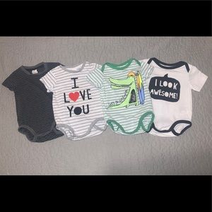 Short sleeve onesies